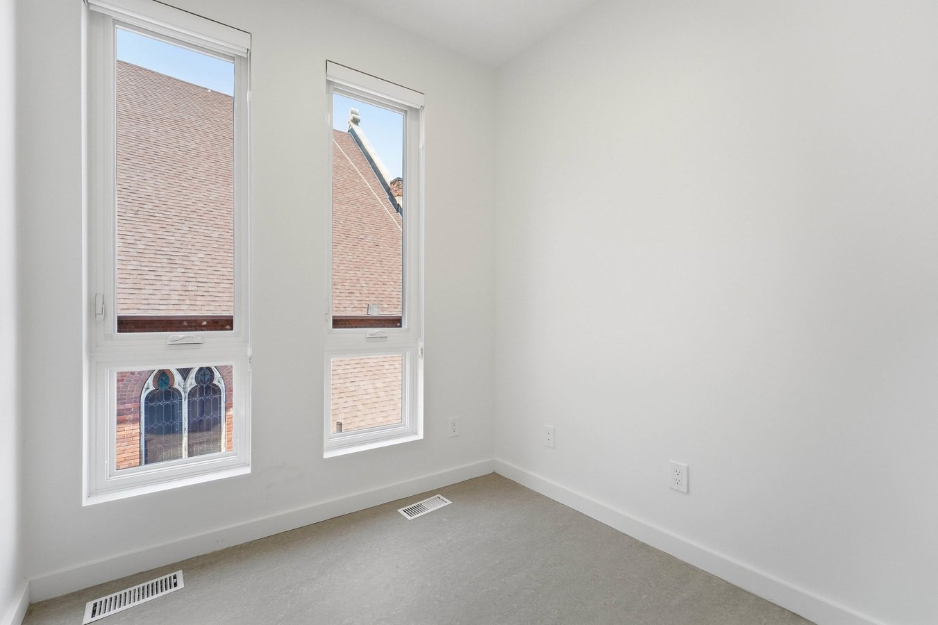 616 Delaware Avenue North - Photo 16