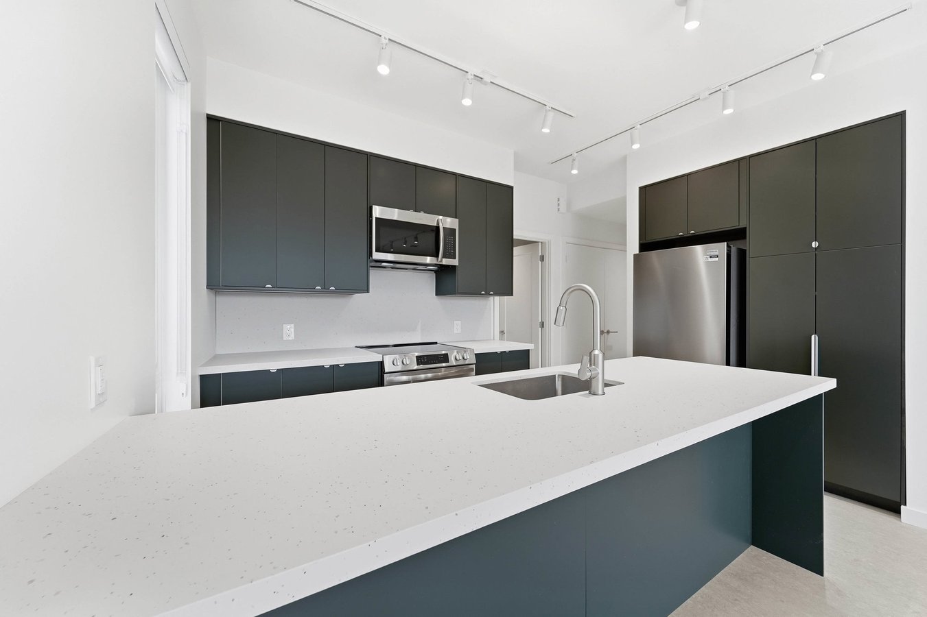 616 Delaware Avenue North - Photo 21