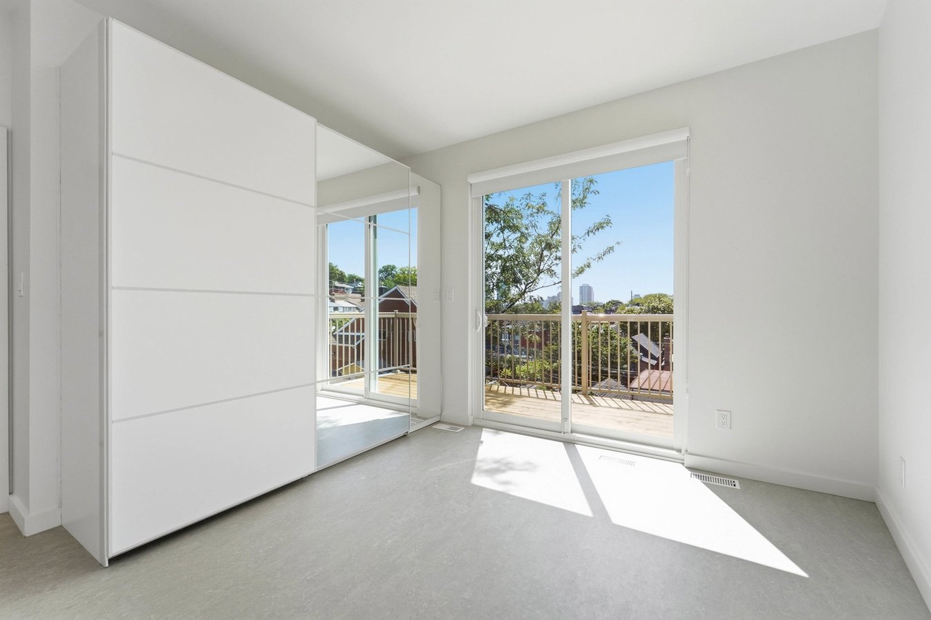 616 Delaware Avenue North - Photo 25