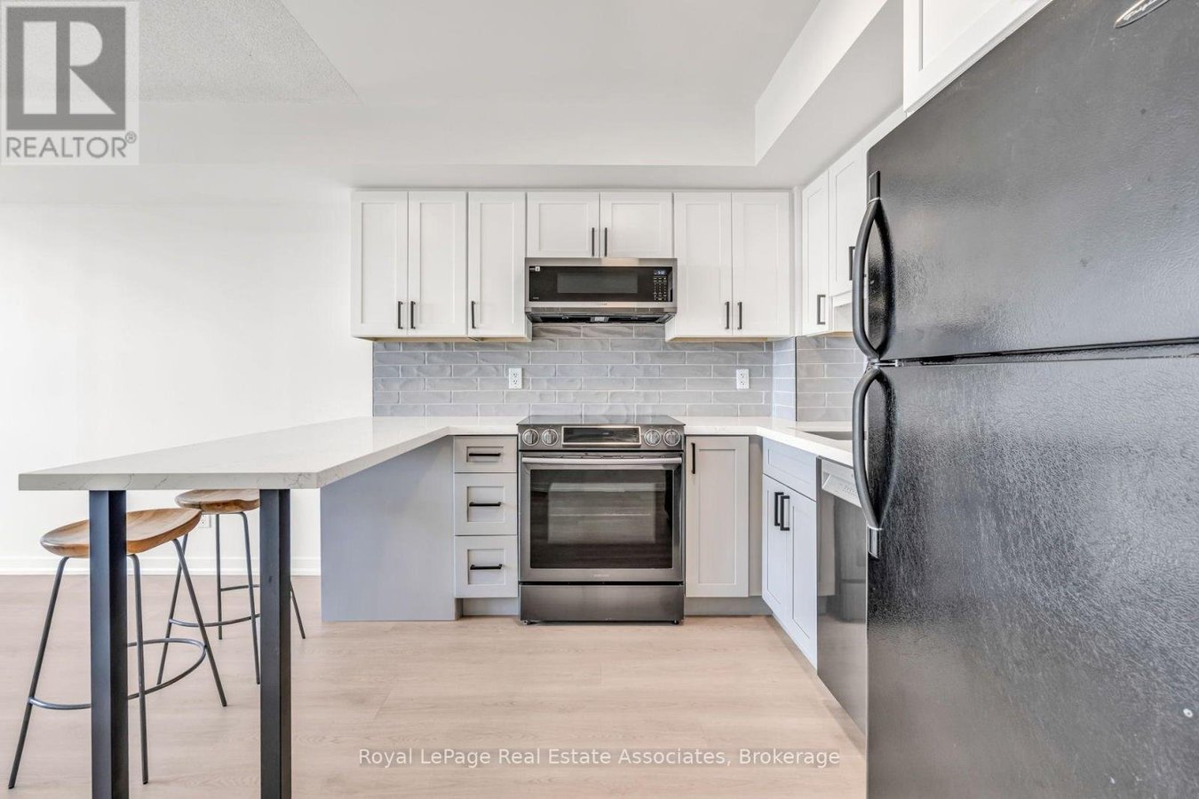 706 - 4 ELSINORE PATH - Photo 11