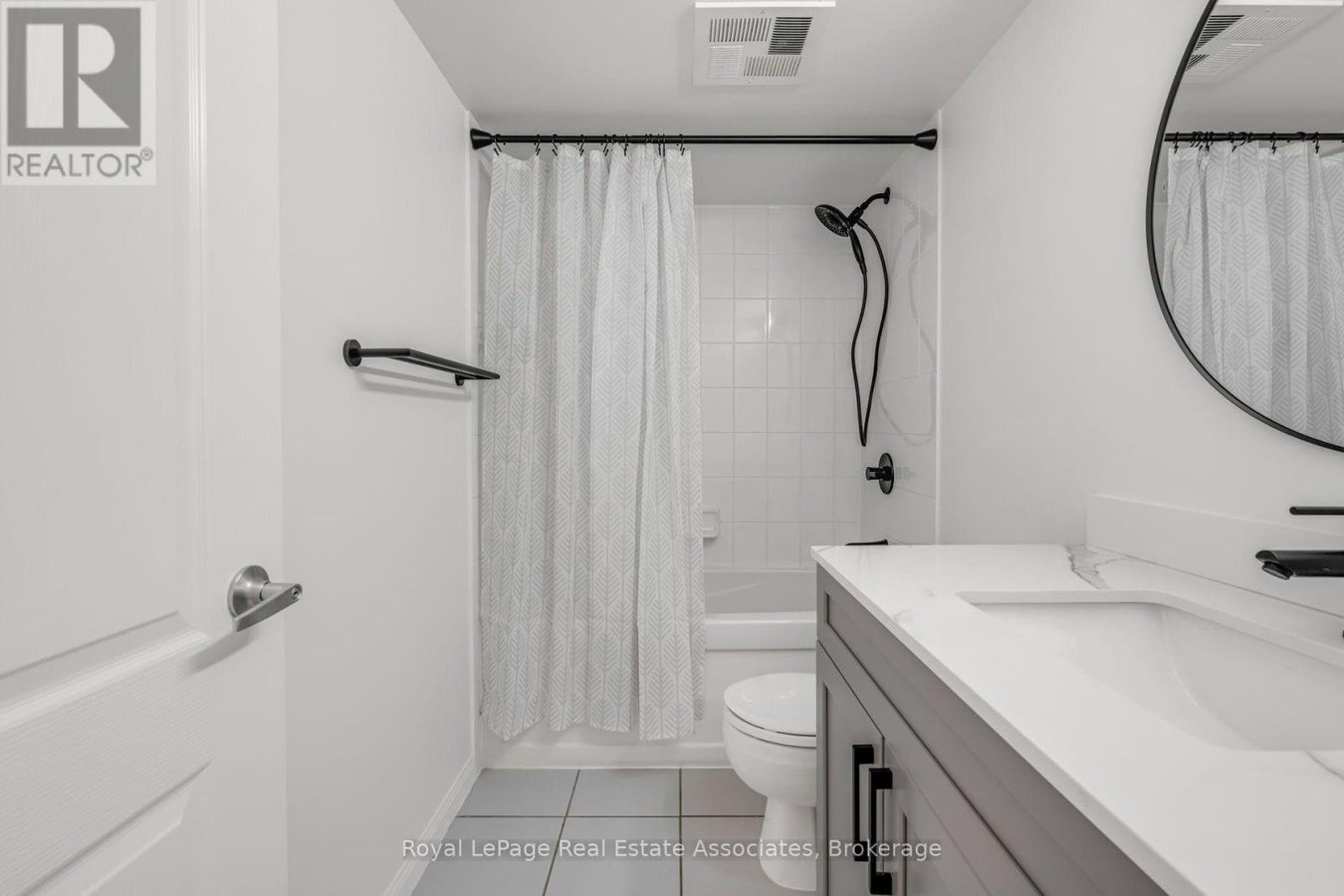 706 - 4 ELSINORE PATH - Photo 21