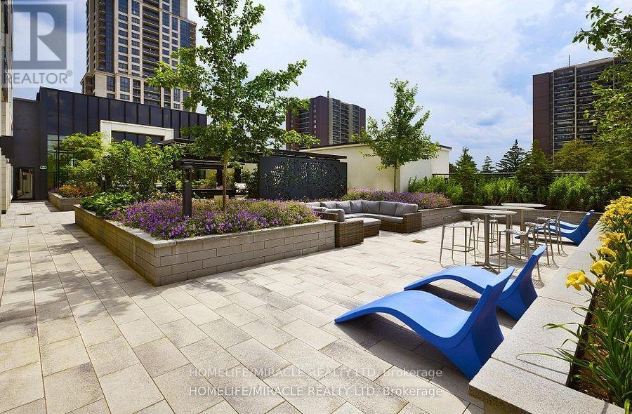 1503 - 10 EVA ROAD - Photo 16