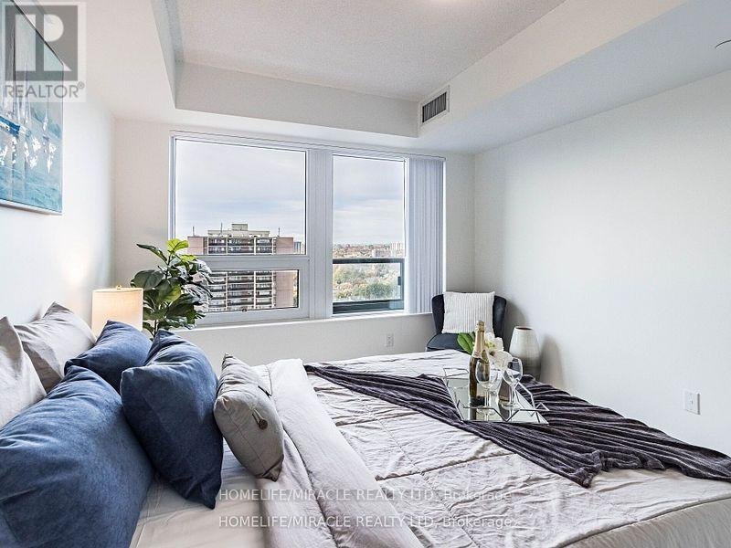 1503 - 10 EVA ROAD - Photo 18