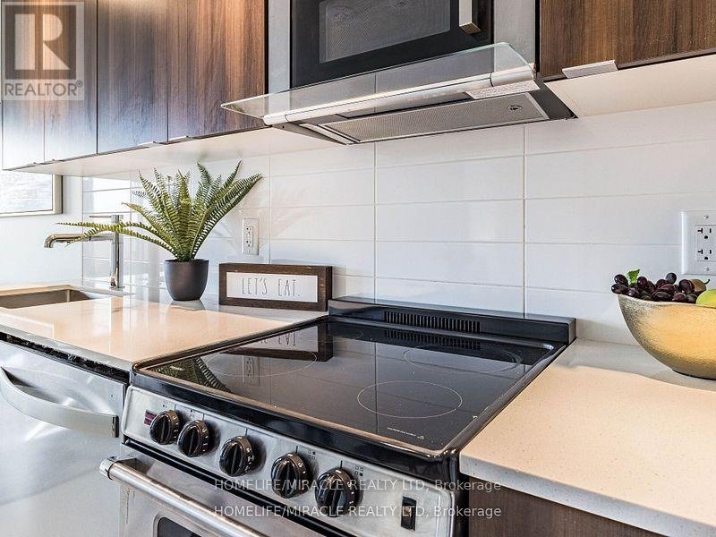 1503 - 10 EVA ROAD - Photo 20