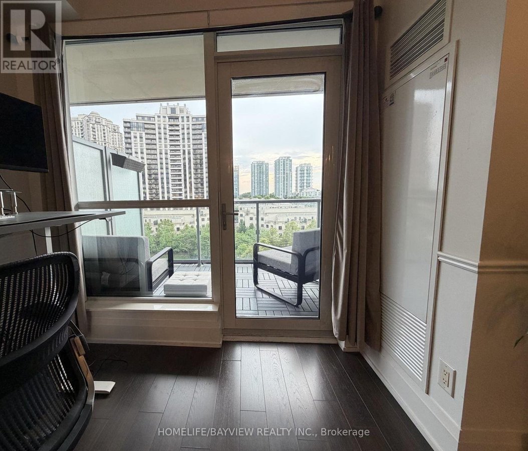 735 - 120 HARRISON GARDEN BOULEVARD - Photo 11
