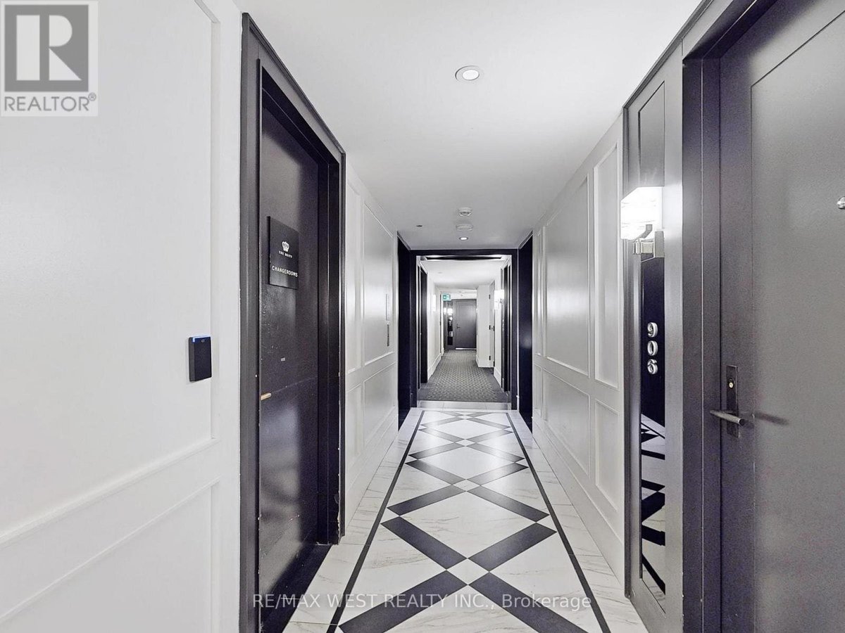 1112 - 955 BAY STREET - Photo 7