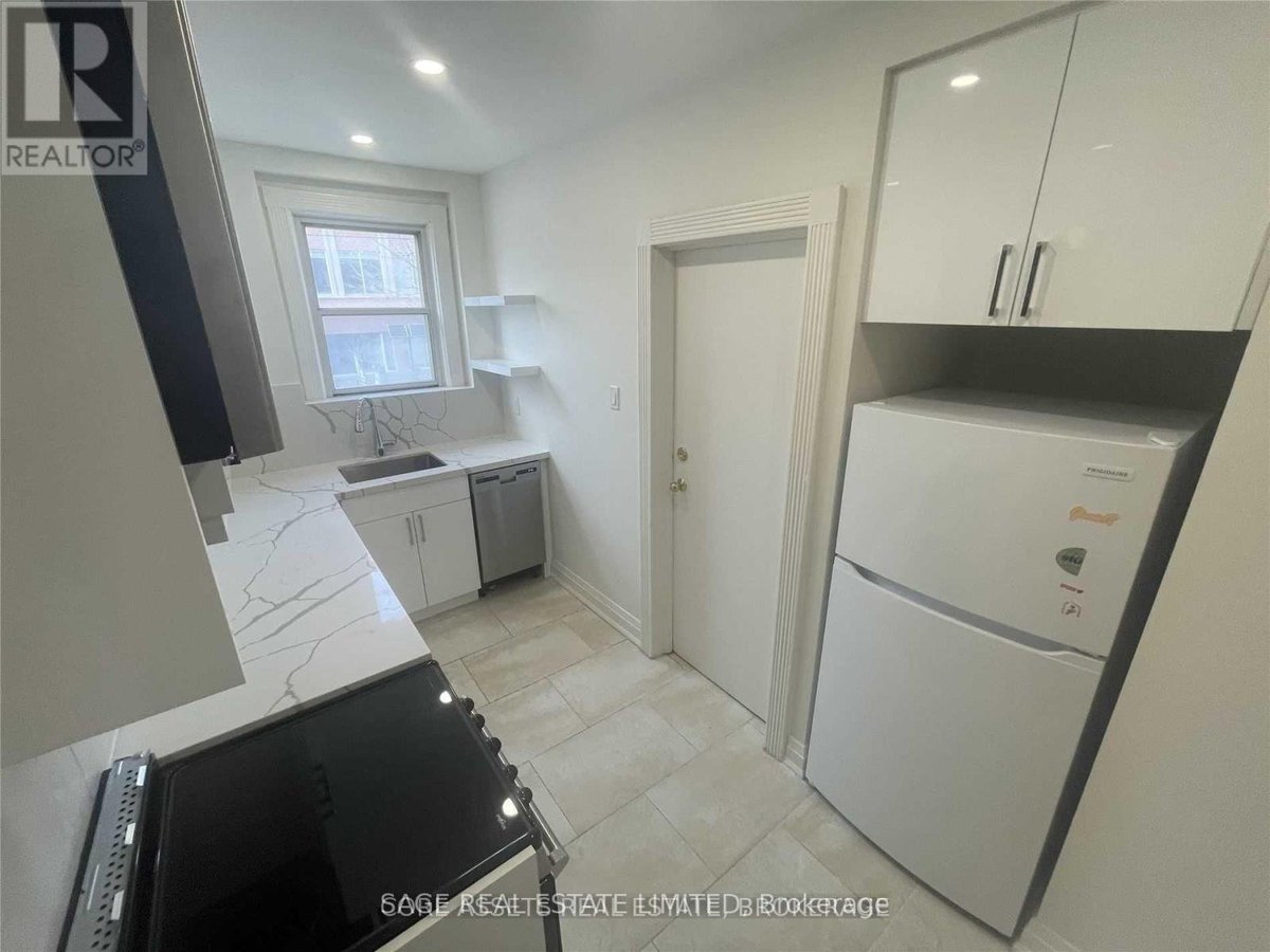 4 - 1083 AVENUE ROAD - Photo 17