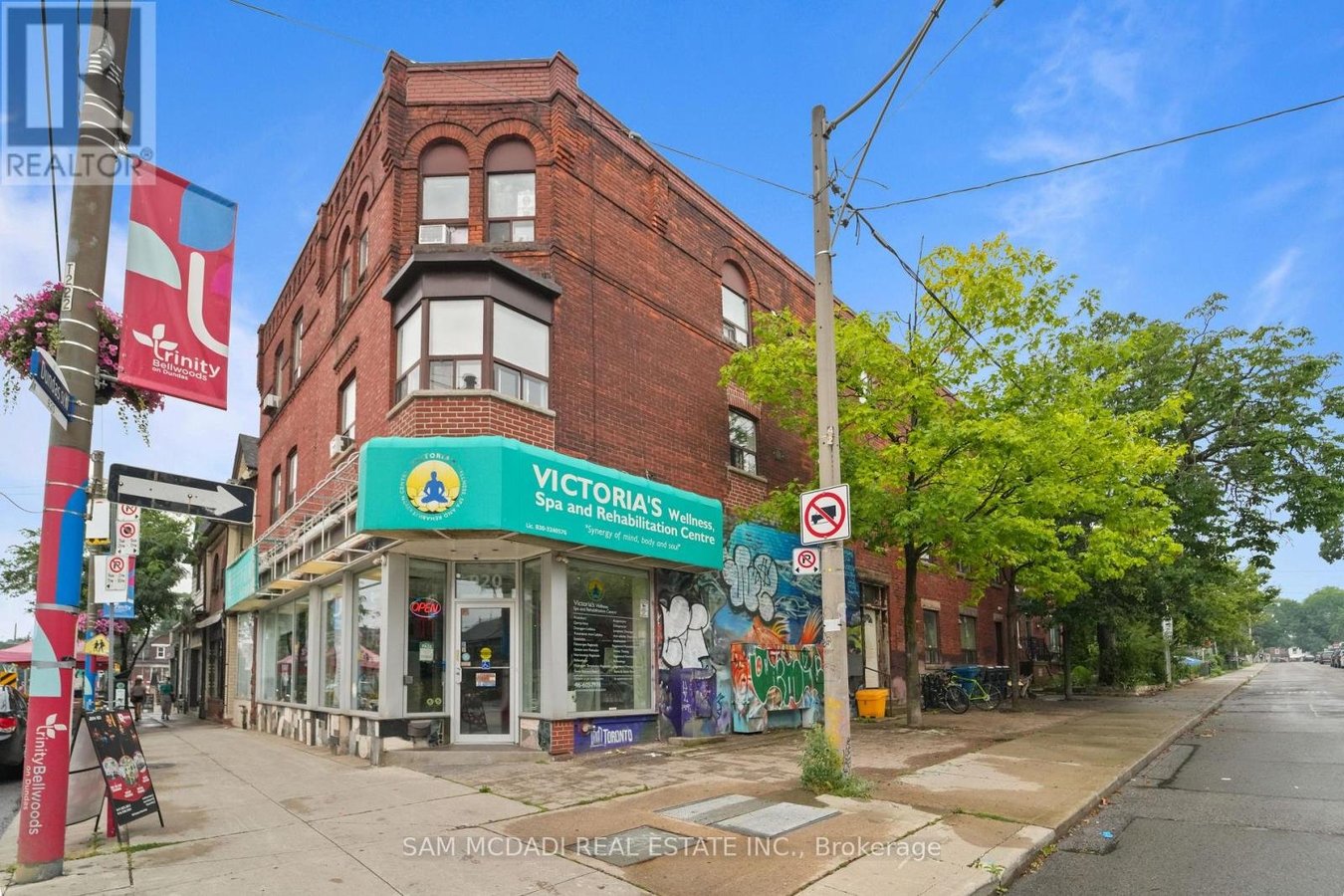 APT 2 - 180 BELLWOODS AVENUE - Photo 1