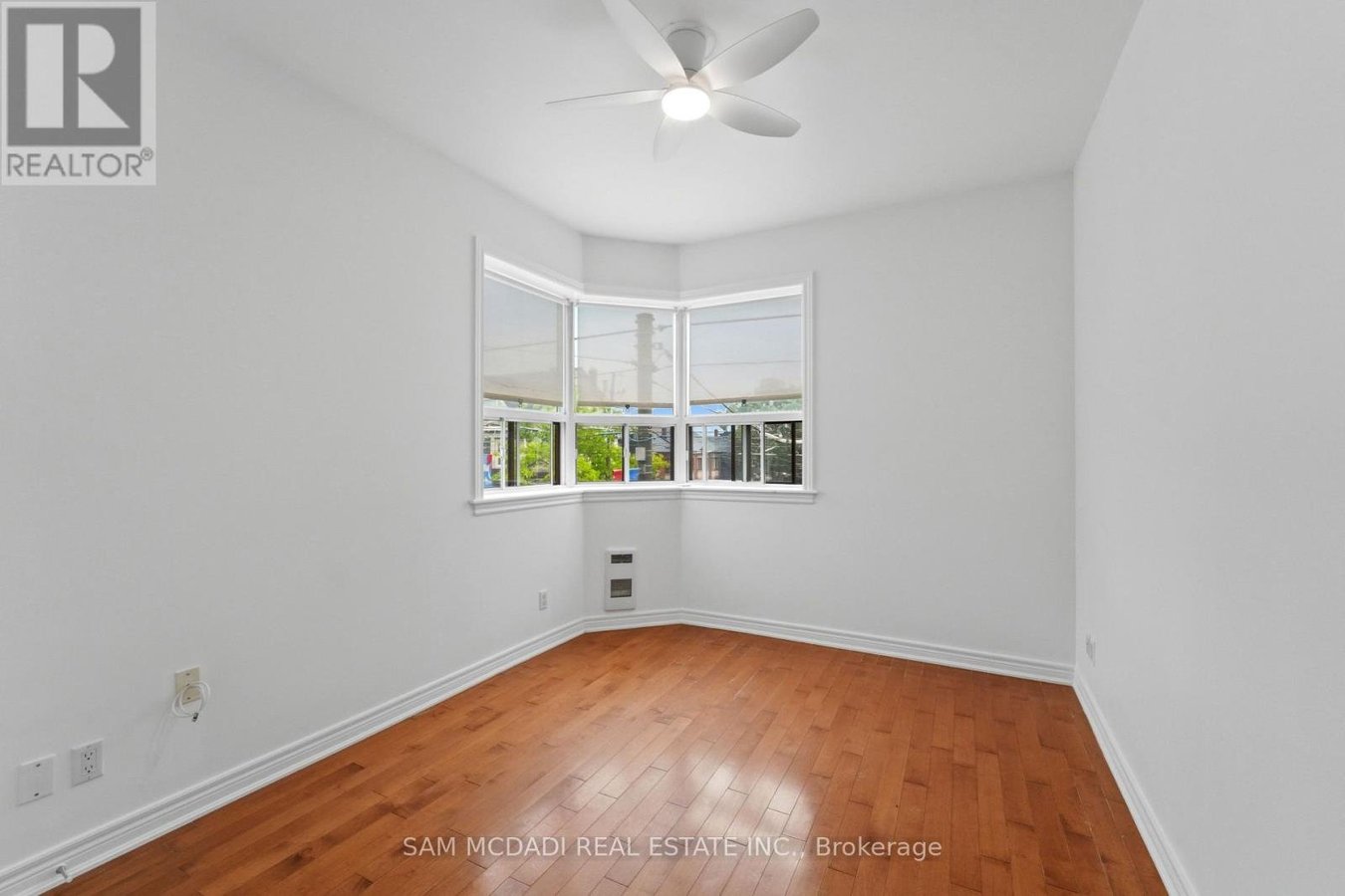 APT 2 - 180 BELLWOODS AVENUE - Photo 10