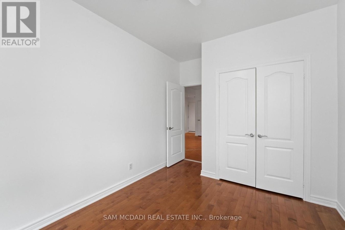 APT 2 - 180 BELLWOODS AVENUE - Photo 11