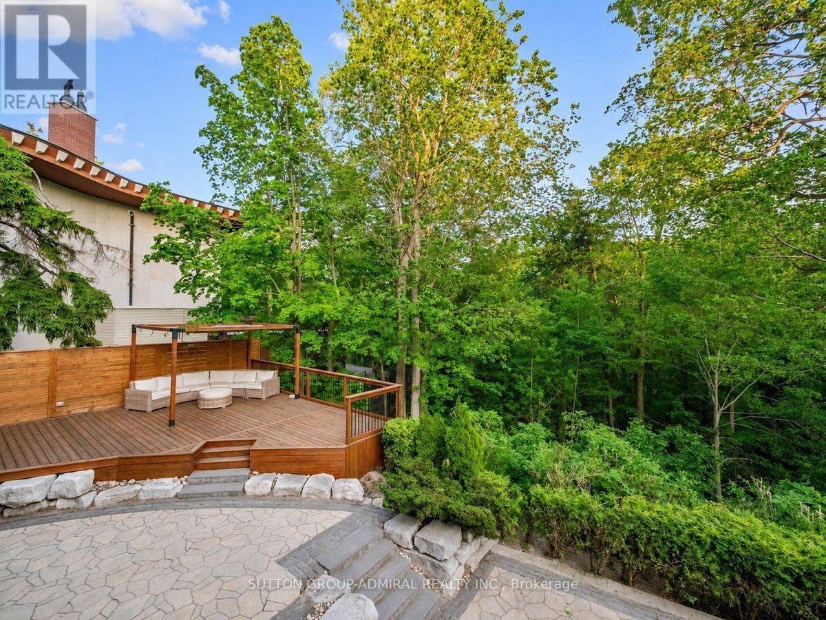 35 WENTWORTH AVENUE - Photo 3