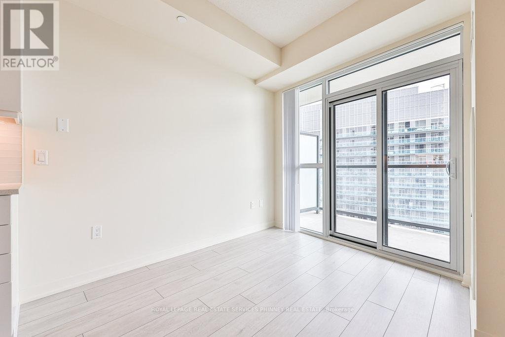 3701 - 38 ANNIE CRAIG DRIVE - Photo 10