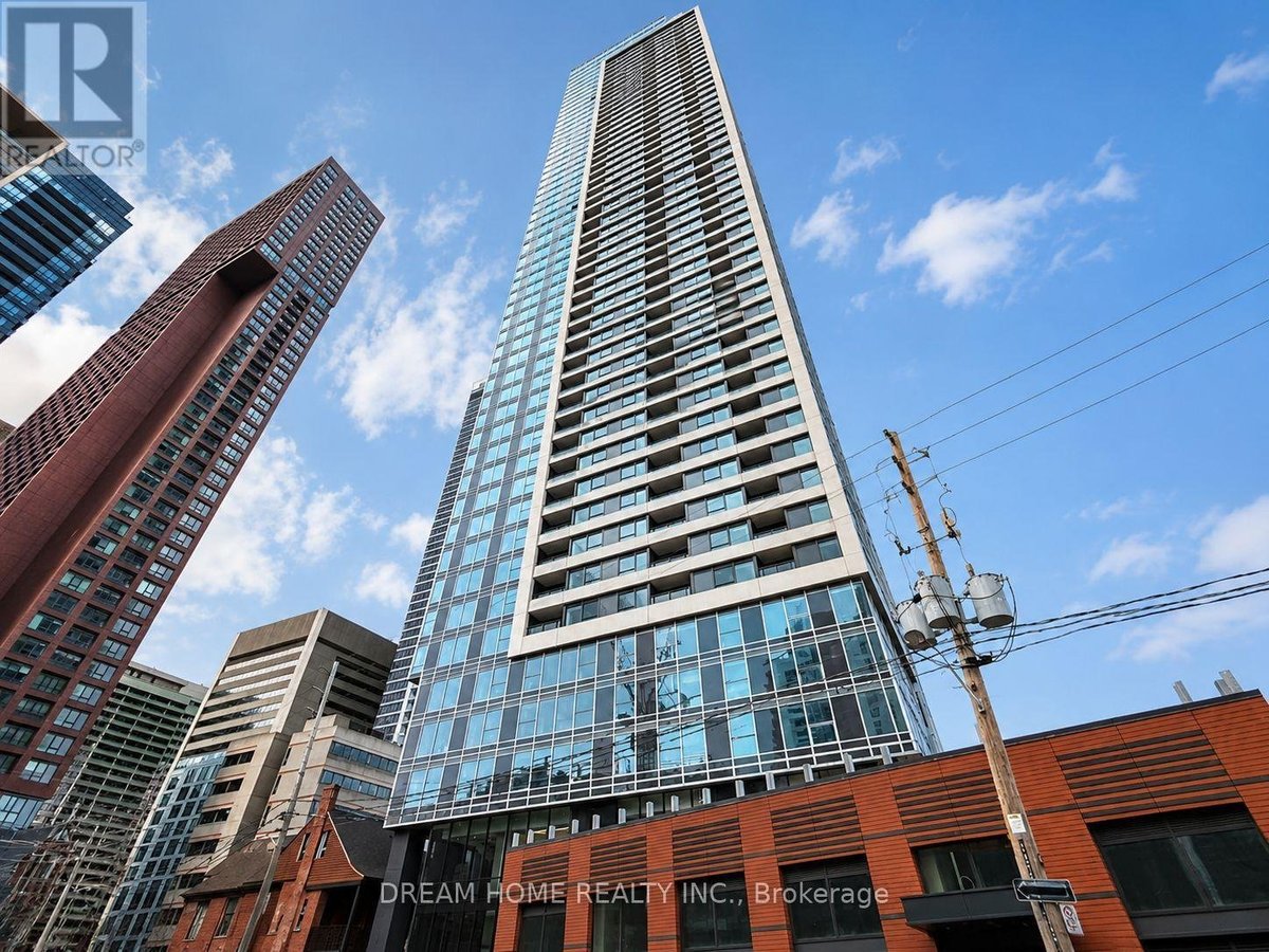 2009 - 609 SHERBOURNE STREET - Photo 1