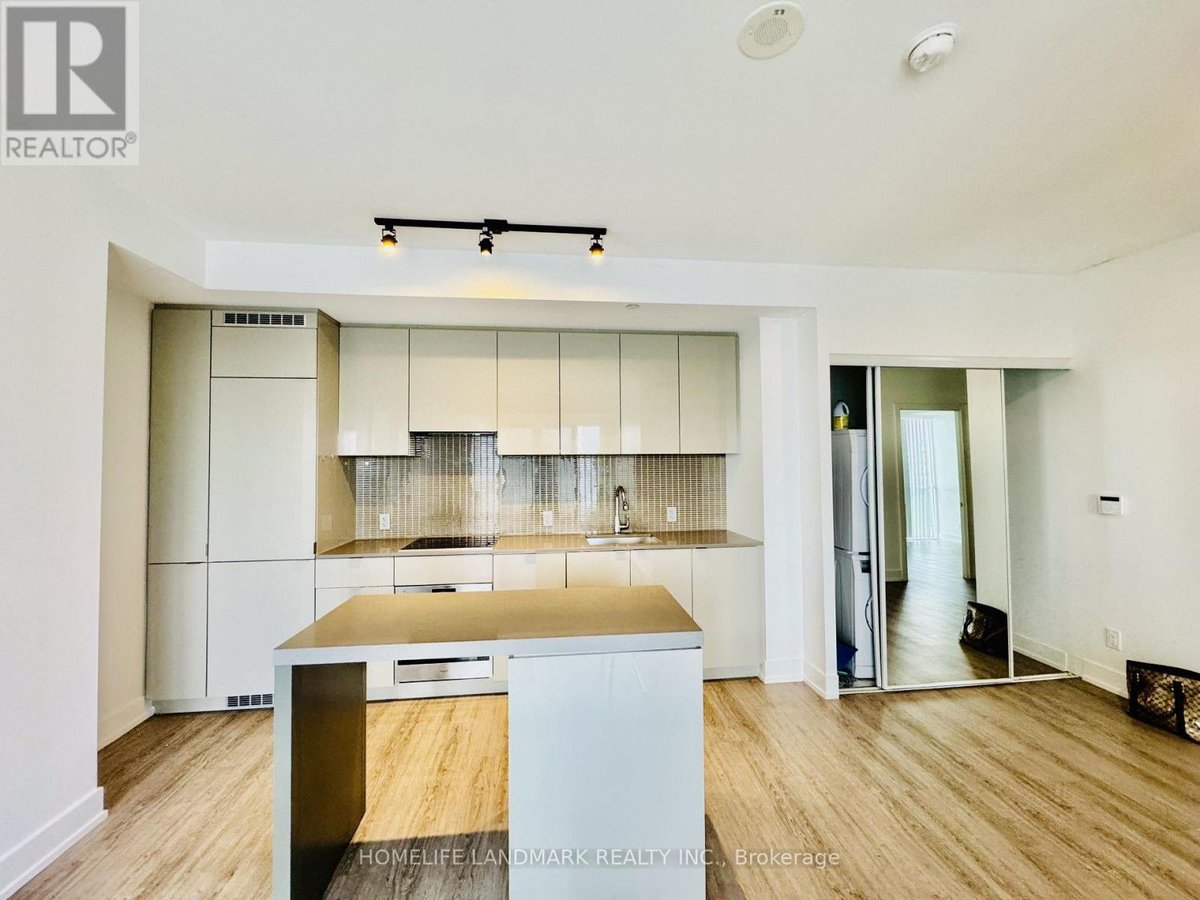 3811 - 7 GRENVILLE STREET - Photo 2