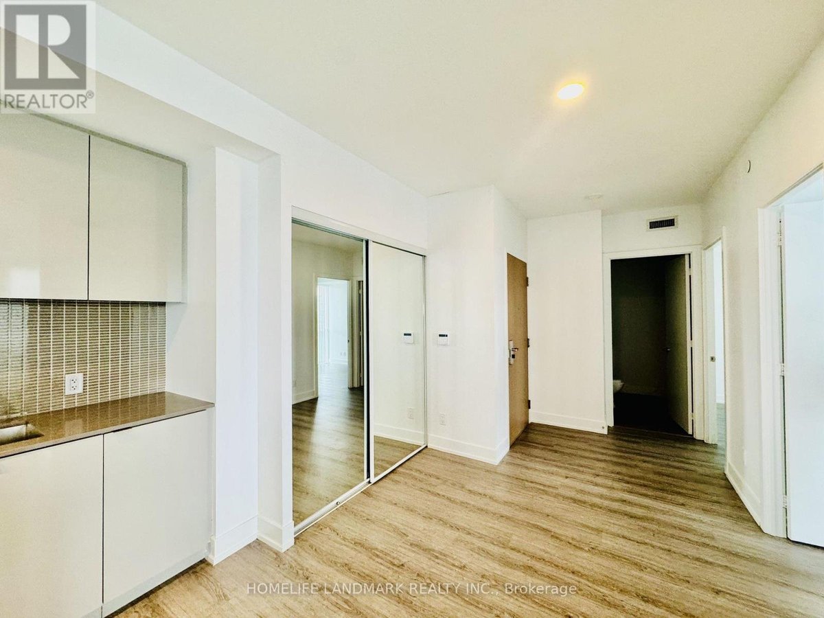 3811 - 7 GRENVILLE STREET - Photo 4