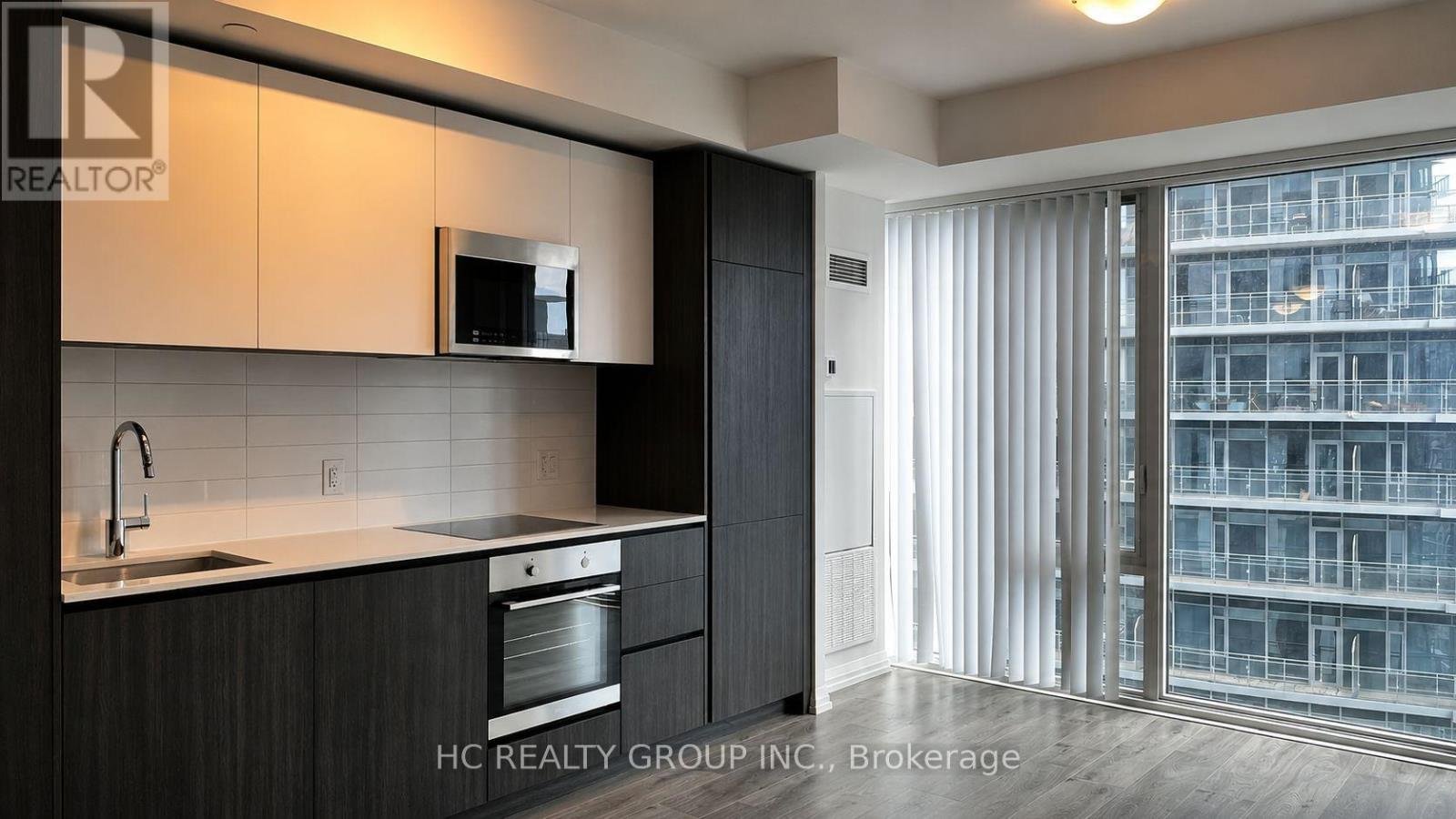 3208 - 8 WIDMER STREET - Photo 1