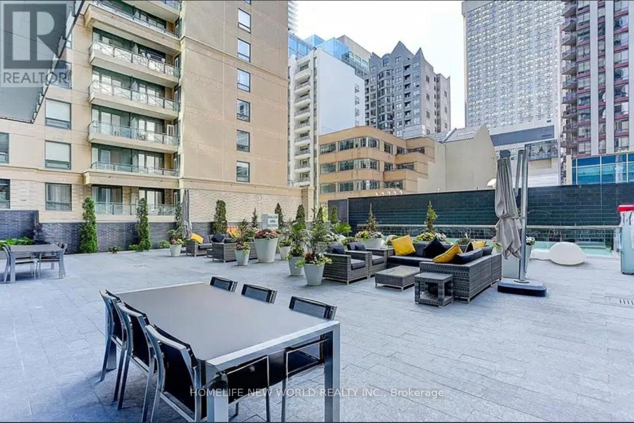 3807 - 42 CHARLES STREET E - Photo 10