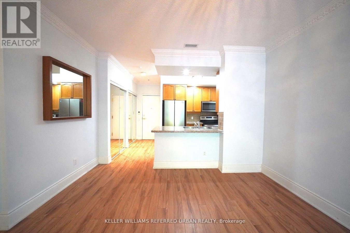 212 - 10 NORTHTOWN WAY - Photo 4