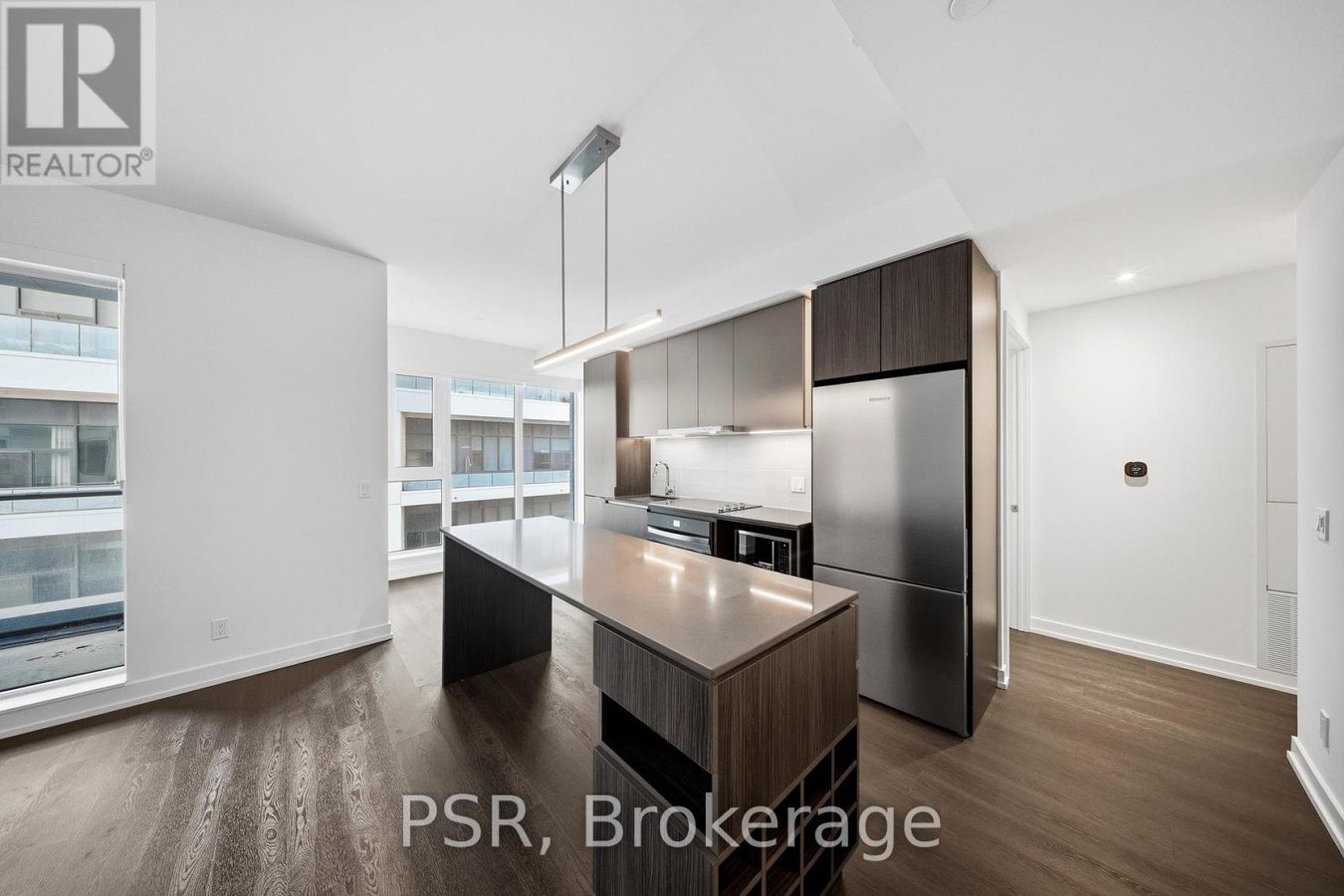 409 - 70 ORDNANCE STREET - Photo 2