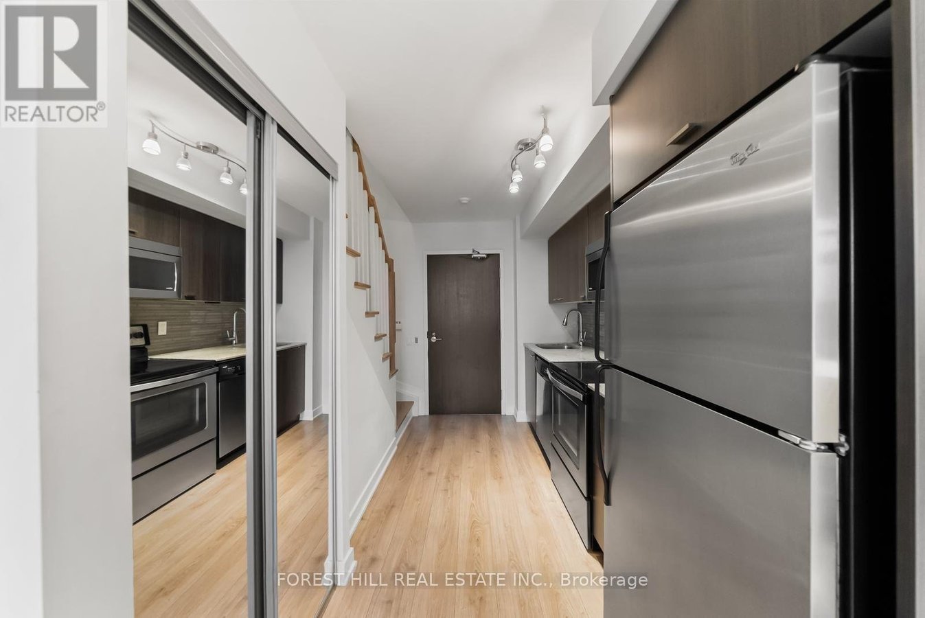 425 - 775 KING STREET W - Photo 9