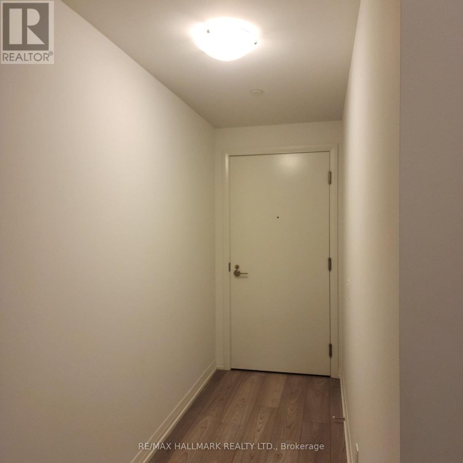 1701 - 400 KING STREET W - Photo 1