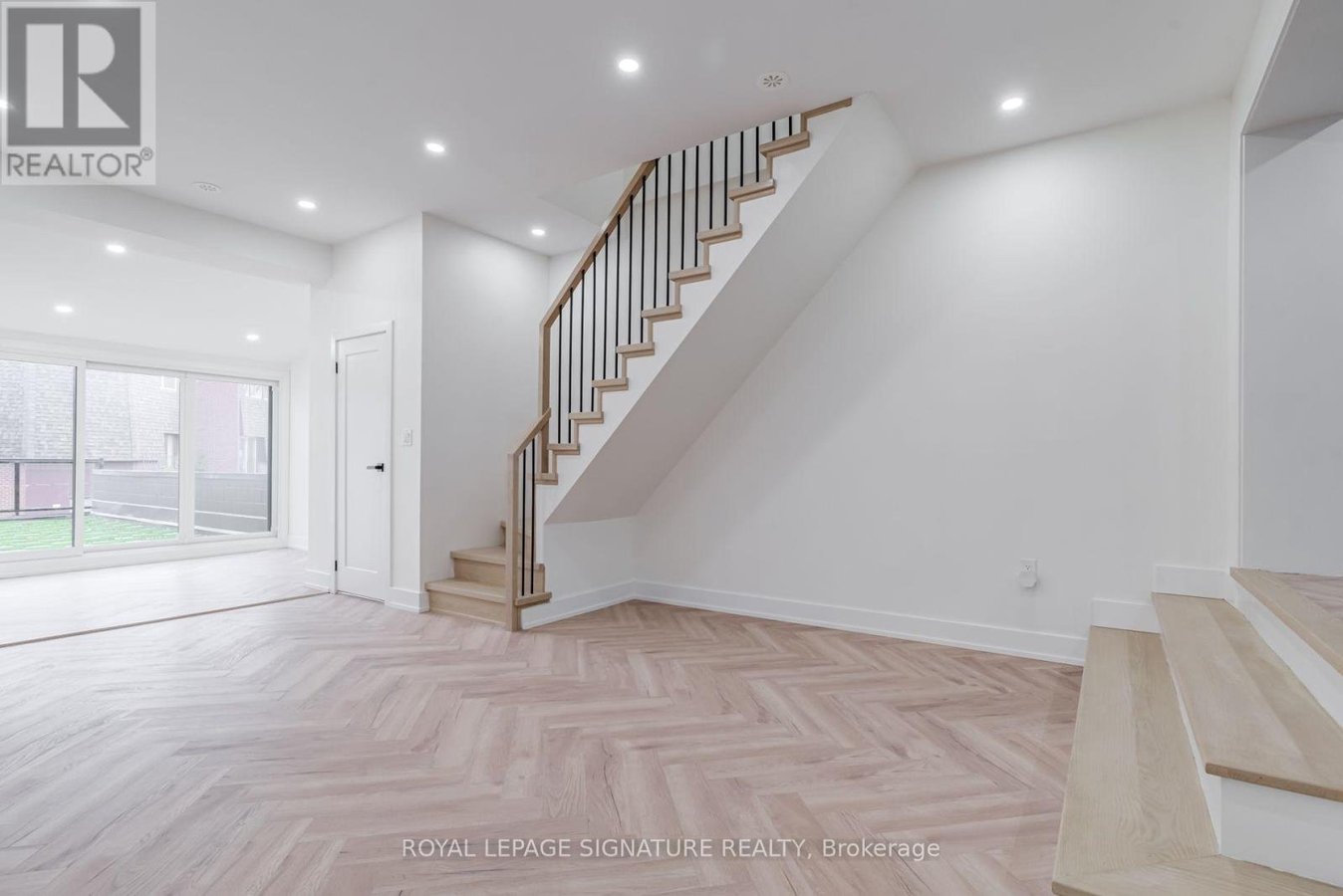 1 - 861 O'CONNOR DRIVE - Photo 7