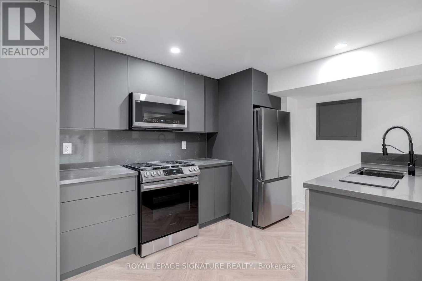 1 - 861 O'CONNOR DRIVE - Photo 10