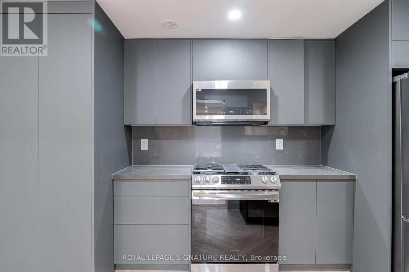 1 - 861 O'CONNOR DRIVE - Photo 11