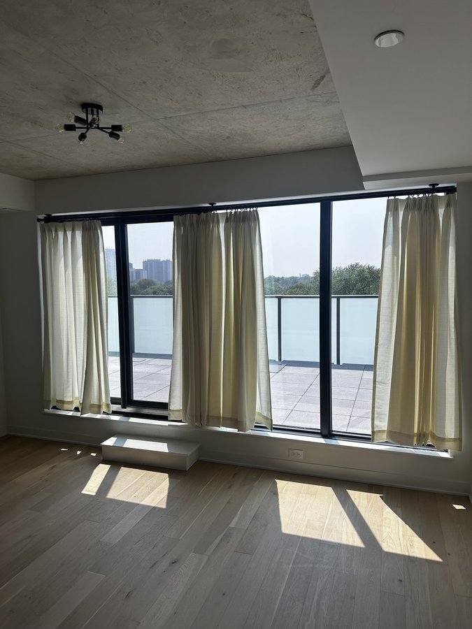 2625 Dundas Street West - Photo 7