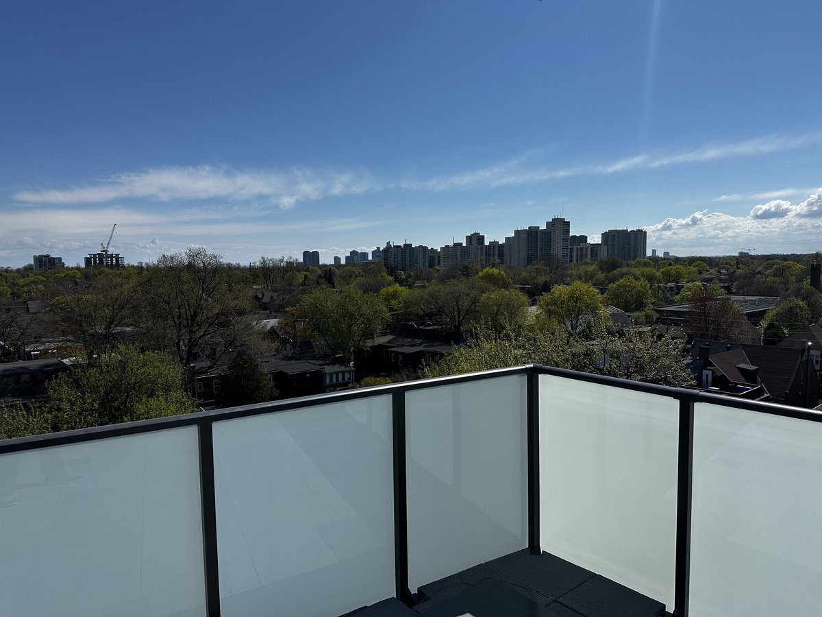 2625 Dundas Street West - Photo 10