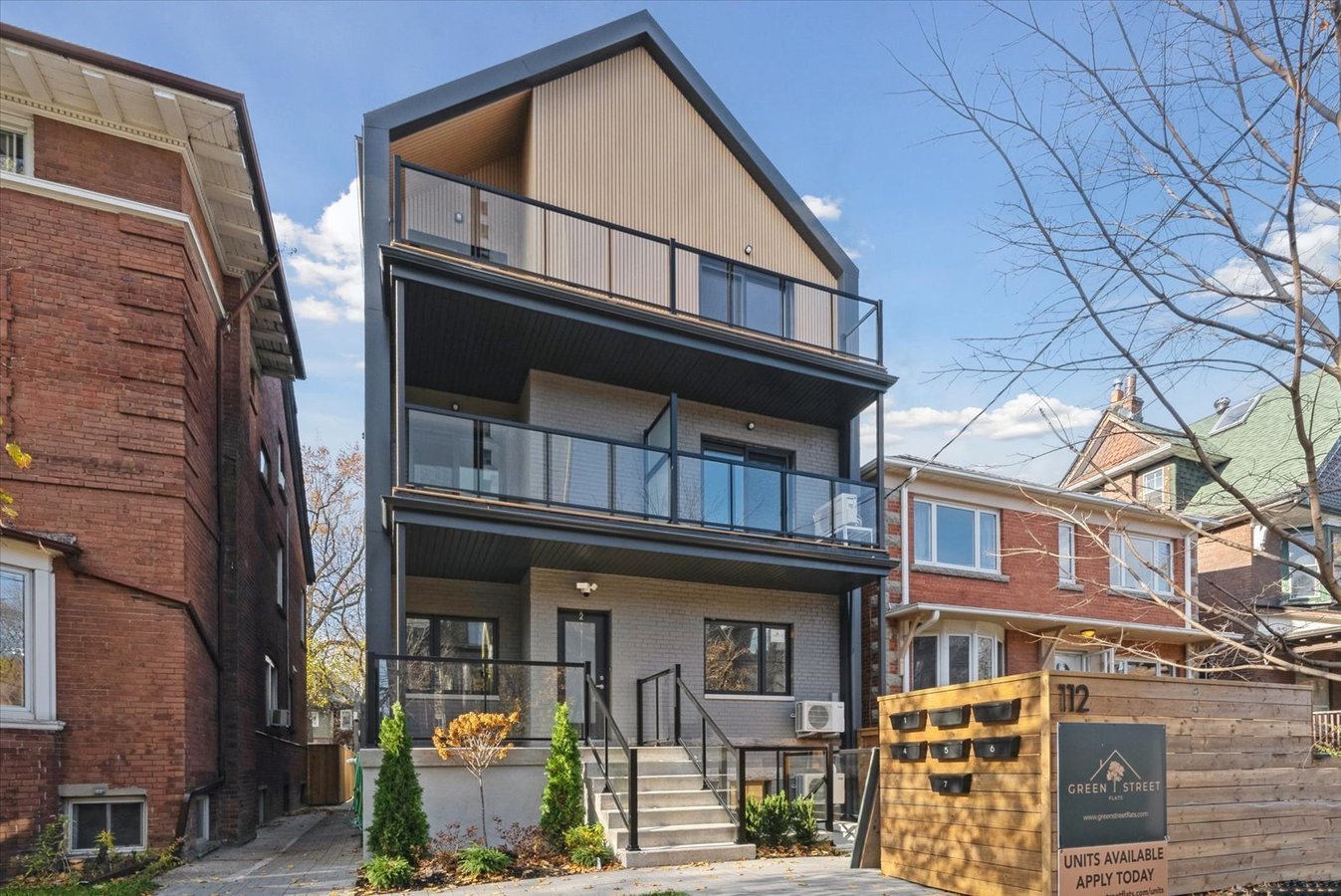 112 Walmer Road - Photo 9