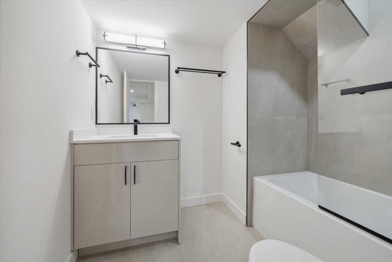 112 Walmer Road - Photo 7