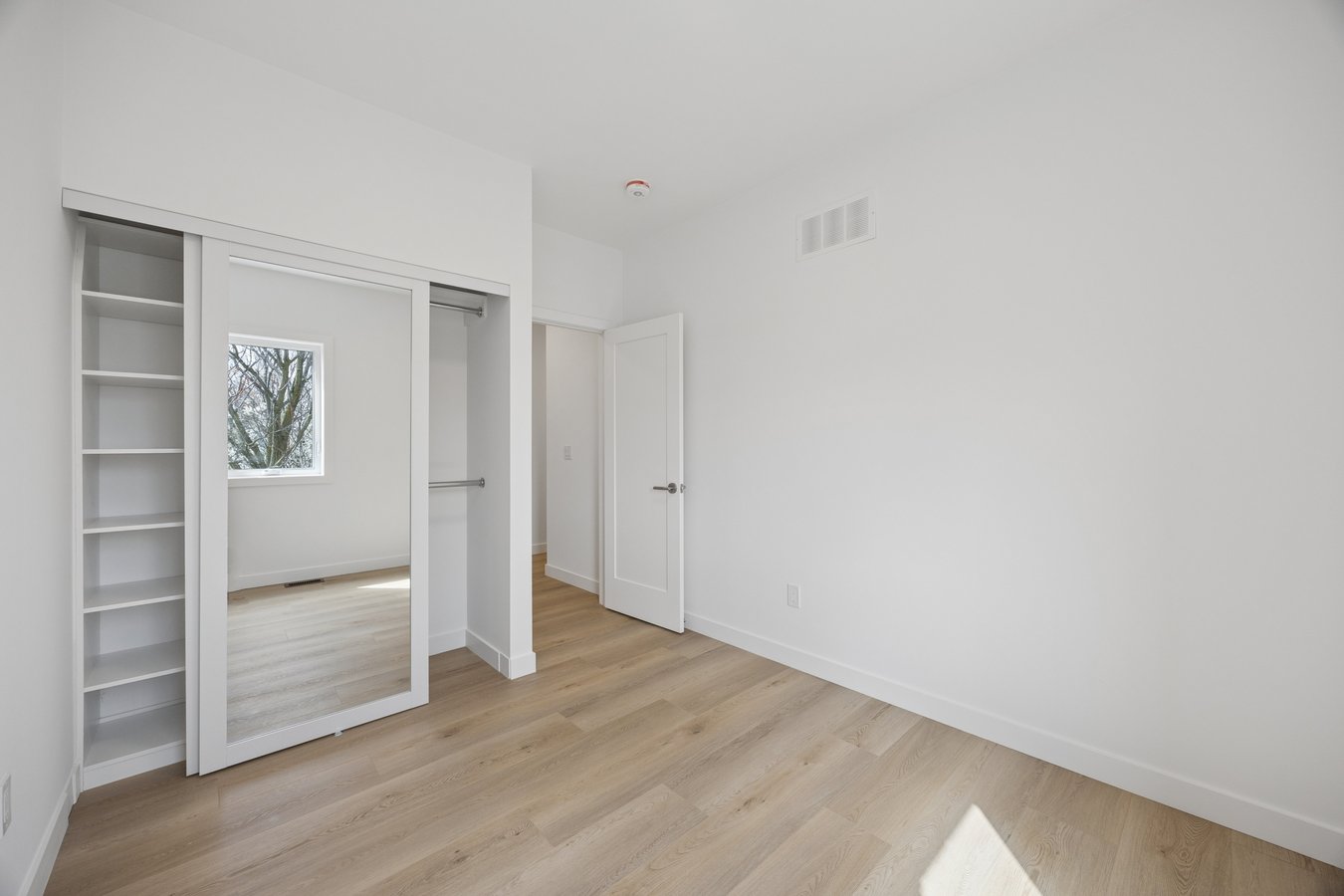 91 Barton Avenue - Photo 14