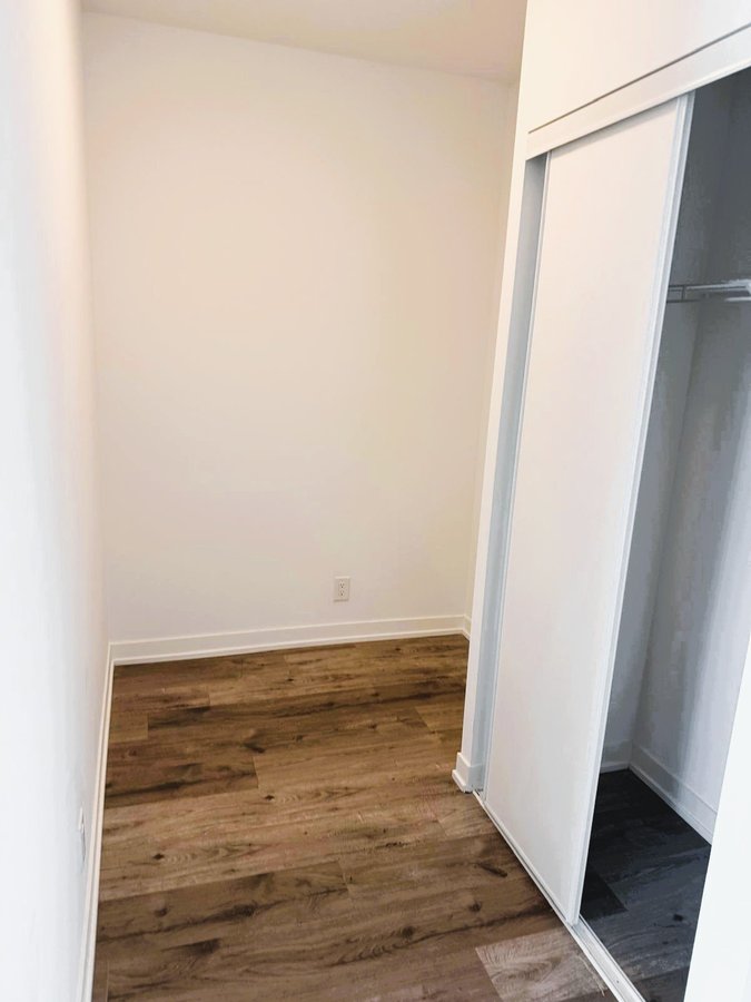 285 Dufferin Street - Photo 14