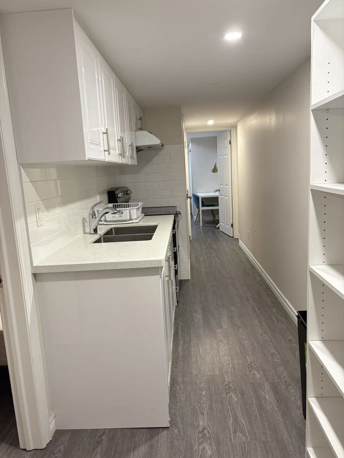 8 Bellevue Avenue - Photo 2