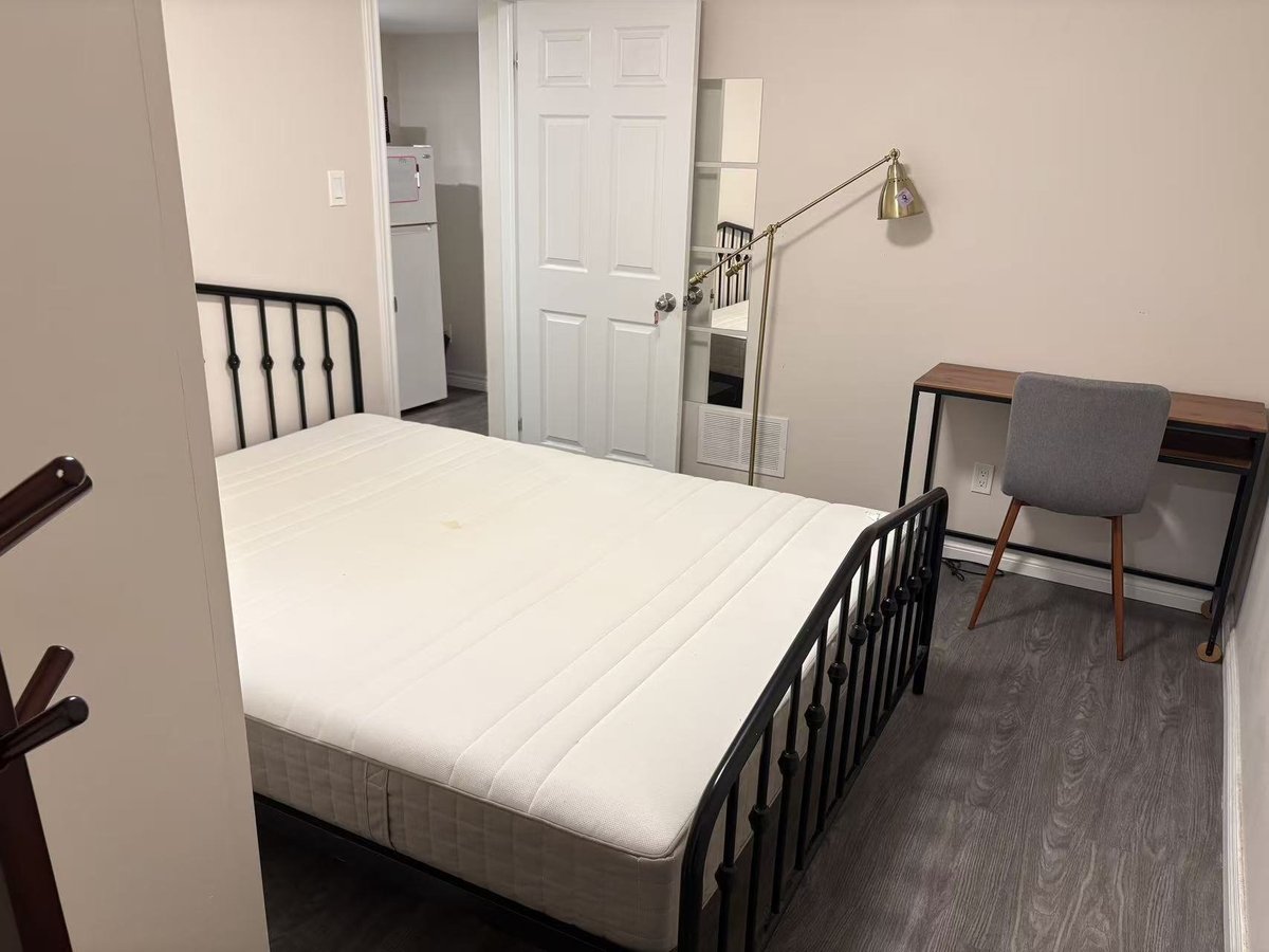 8 Bellevue Avenue - Photo 3