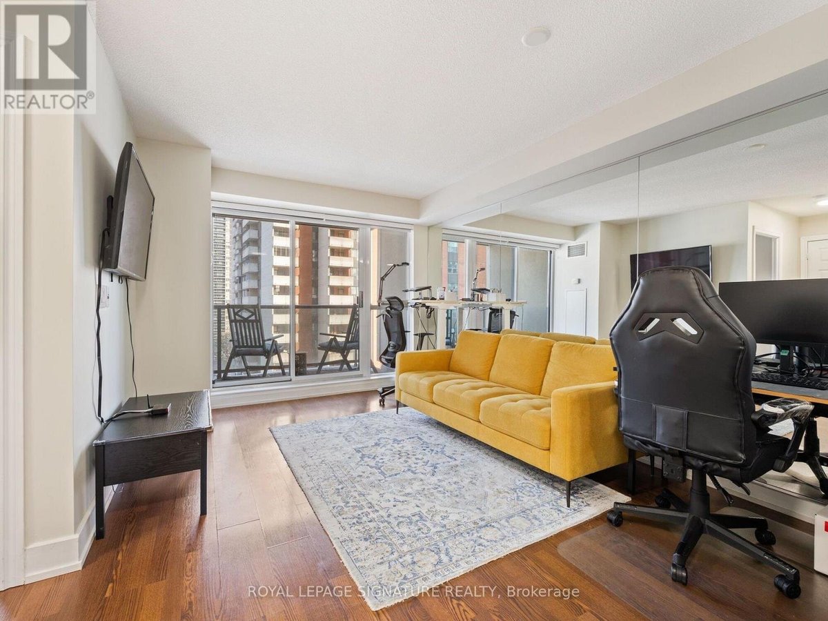 901 - 5 MICHAEL POWER PLACE - Photo 10
