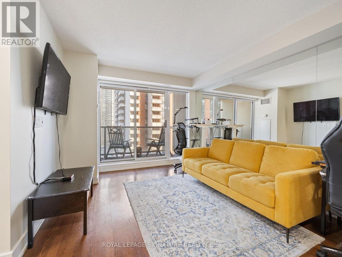 901 - 5 MICHAEL POWER PLACE - Photo 12