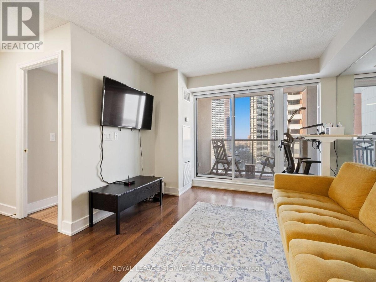 901 - 5 MICHAEL POWER PLACE - Photo 14