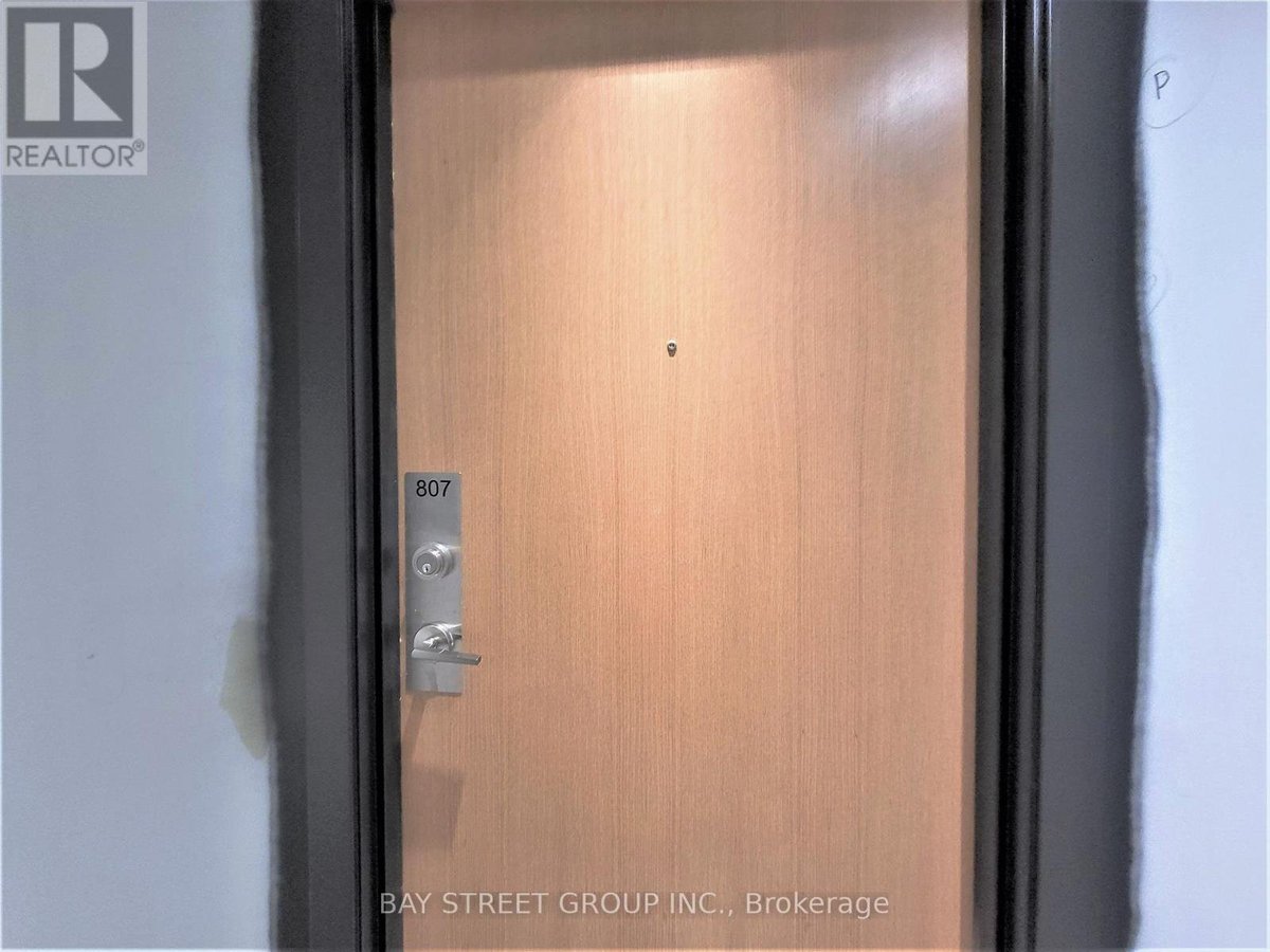 807 - 1787 ST CLAIR AVENUE W - Photo 4