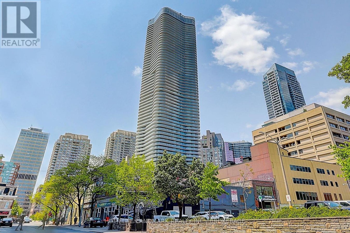 2911 - 11 WELLESLEY STREET - Photo 3