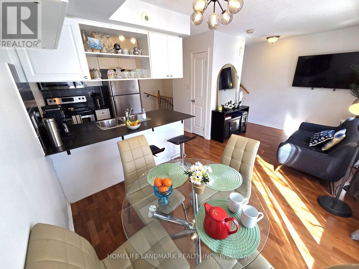 2 - 74 MUNRO STREET - Photo 12