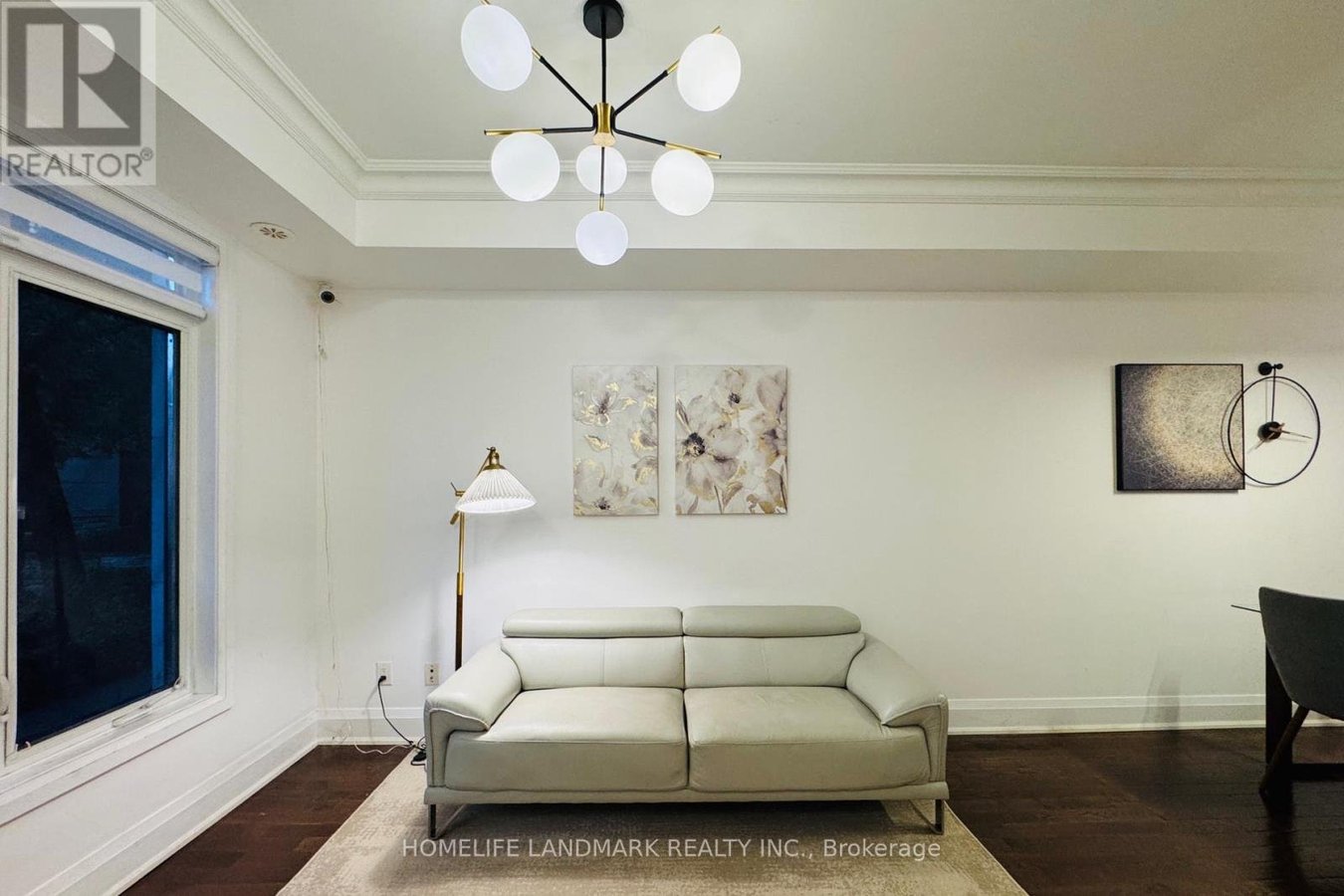 15 - 7 OAKBURN CRESCENT - Photo 2