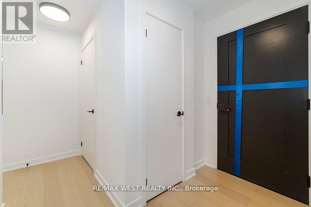 403 - 123 PORTLAND STREET - Photo 4