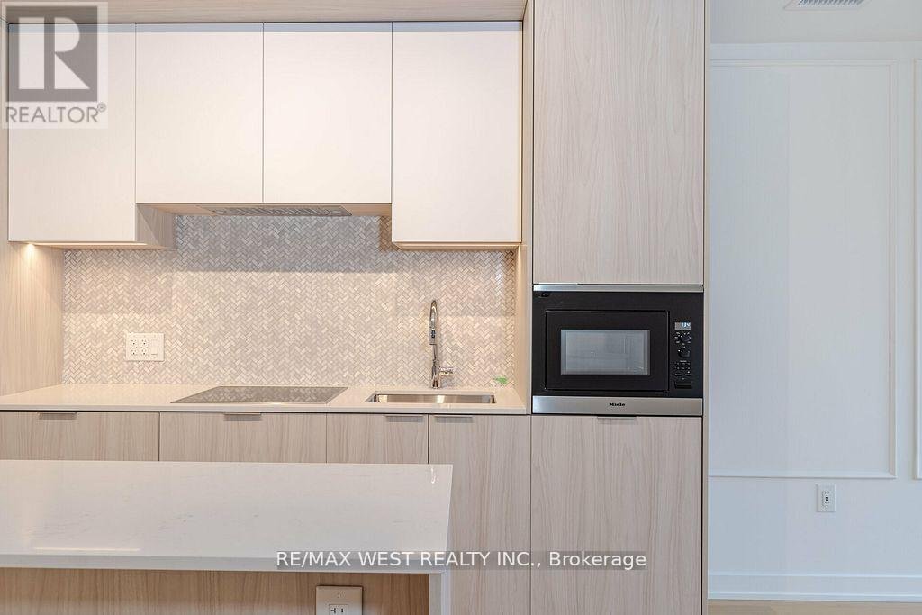 403 - 123 PORTLAND STREET - Photo 9