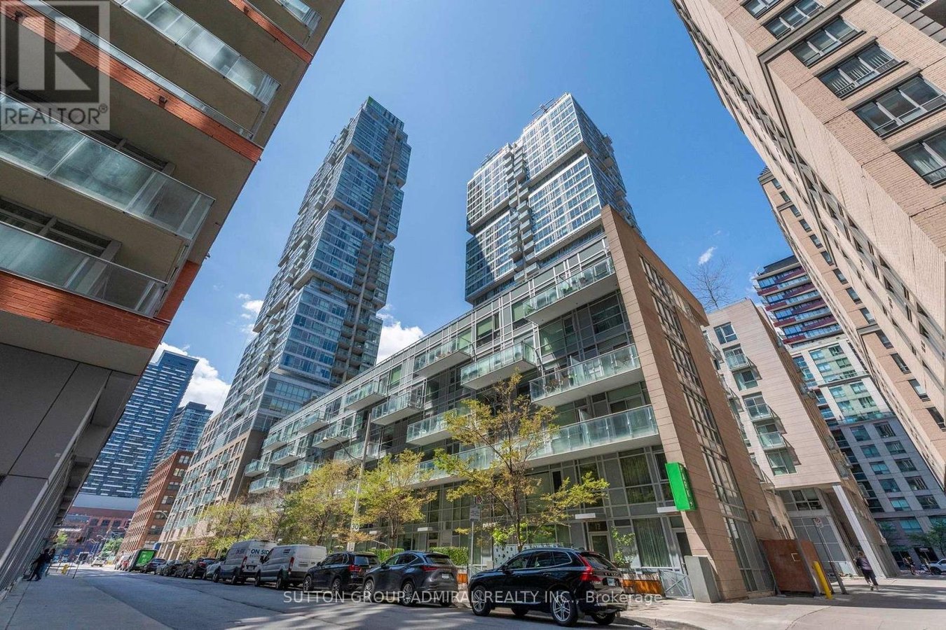 312 - 30 NELSON STREET - Photo 2