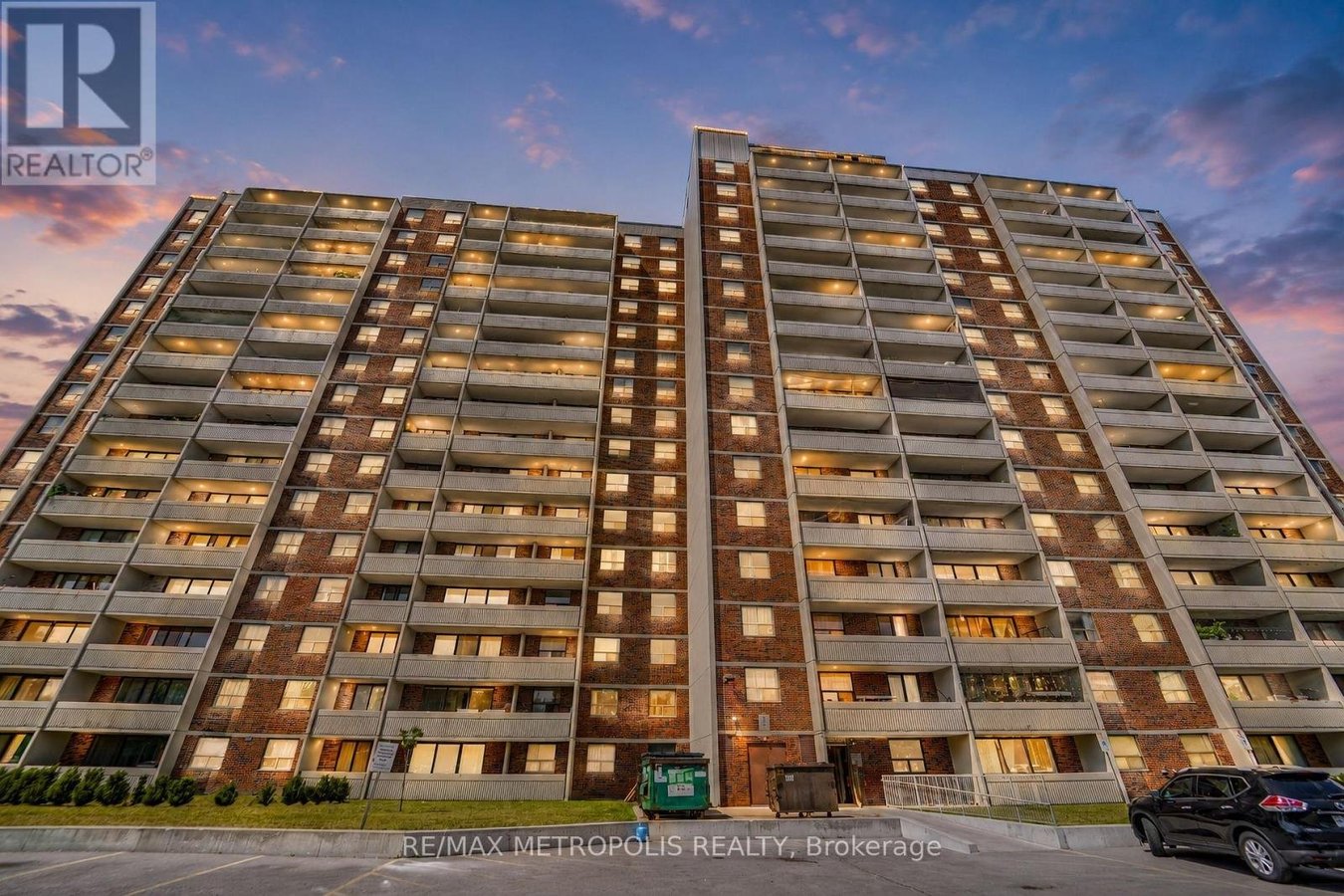 407 - 301 PRUDENTIAL DRIVE - Photo 2