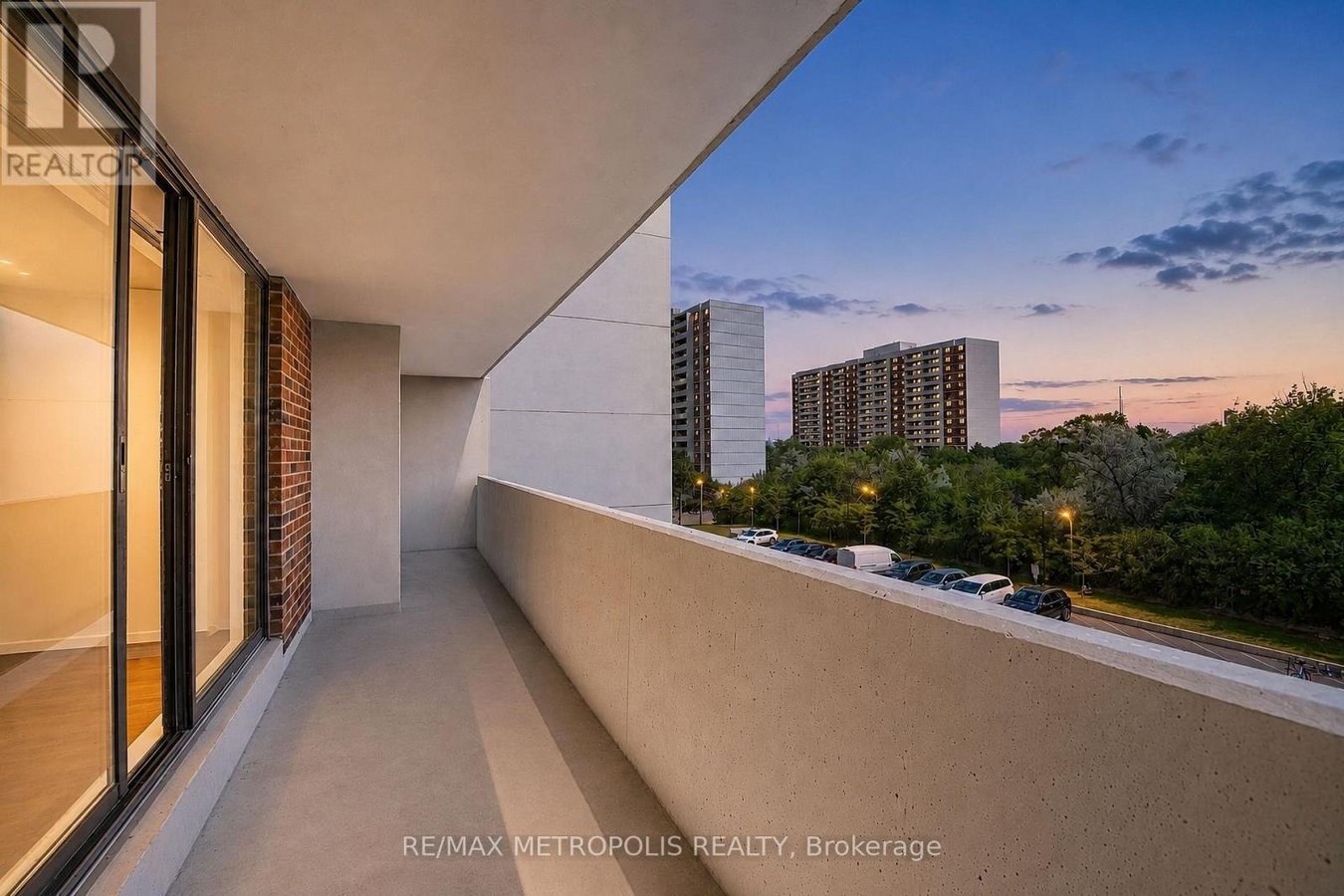 407 - 301 PRUDENTIAL DRIVE - Photo 3