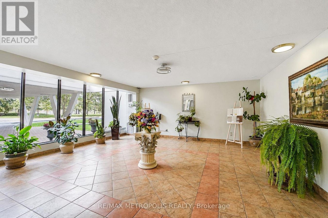 407 - 301 PRUDENTIAL DRIVE - Photo 8