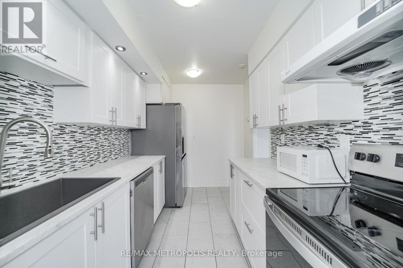 407 - 301 PRUDENTIAL DRIVE - Photo 15